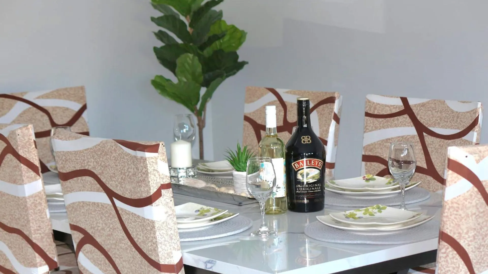 Tatil Evi The Wem House Villa Edmonton